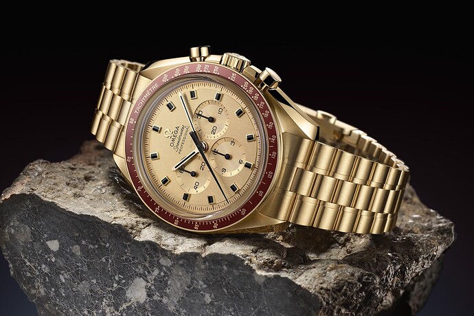 Omega-Speedmaster-Apollo-11-50th-Anniversary-Limited-Edition-310.60.42.50.99.001-5