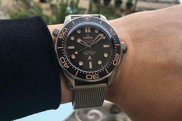 18-Omega-and-James-Bond-007