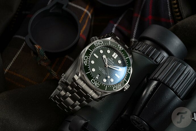 Omega-Seamster-300-210.30.42.20.10.001.003
