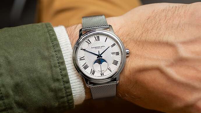 Raymond-Weil-Maestro-Moonphase-hero