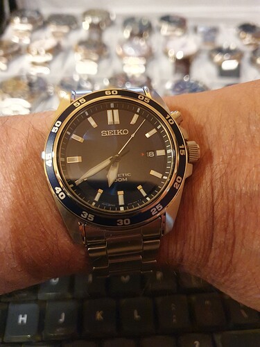 Blauwe Seiko kinetic
