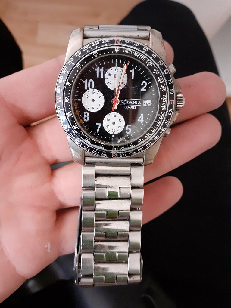 Welke horloge is dit en hoeveel is hij waard (na