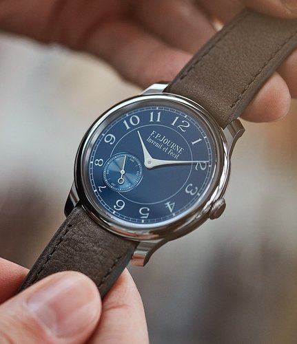 F_P_Journe_chronometre_bleu_gold_movement_tantalum_watch_at_A_Collected_Man_London10
