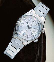 Lorier-x-Worn-and-Wound-Hydra-II-Limited-Edition-6