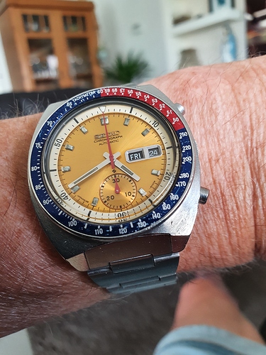 15956016066427865235026212573375