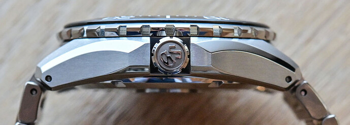 SLGA015 SIDE