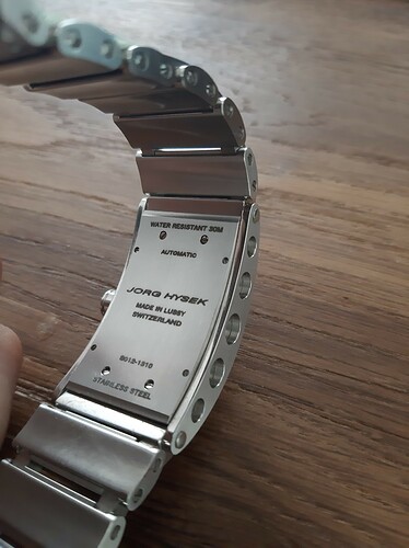 16959963234801621912136462959777