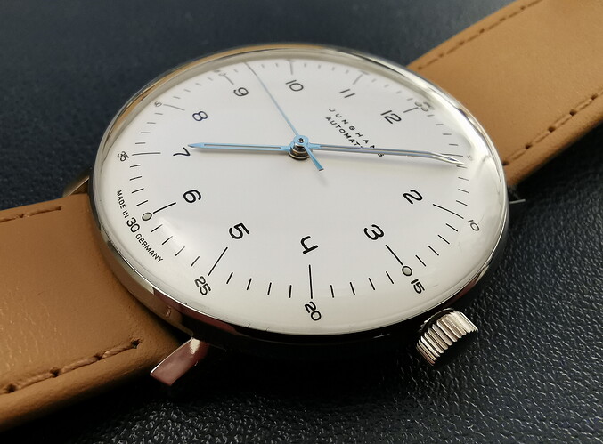 Junghans_Max_Bill_02