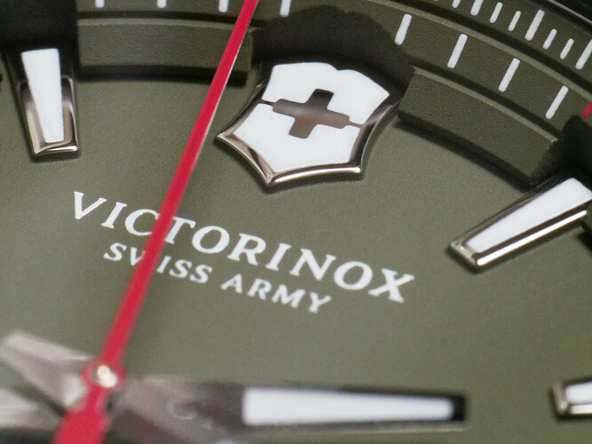 Victorinox INOX-logo-2