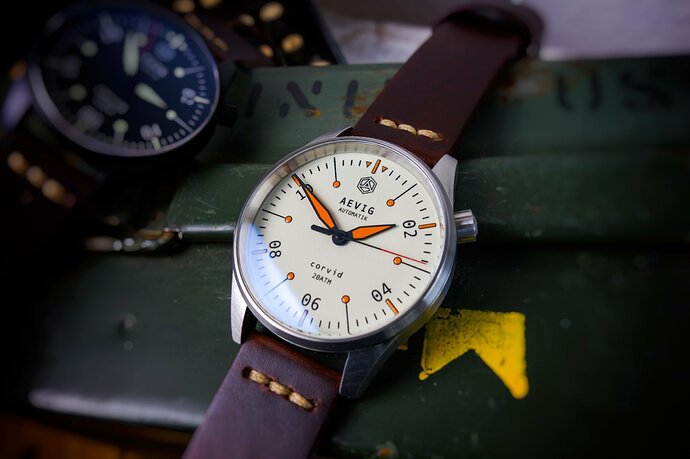 Aevig-Rune-Militär-Uhr