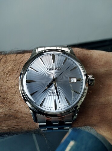 1654363693802484975051557024390