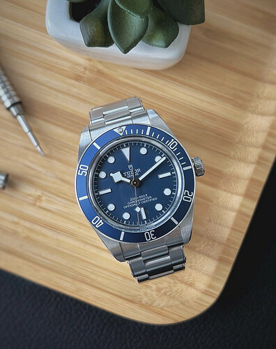 Tudor BB 58 blue