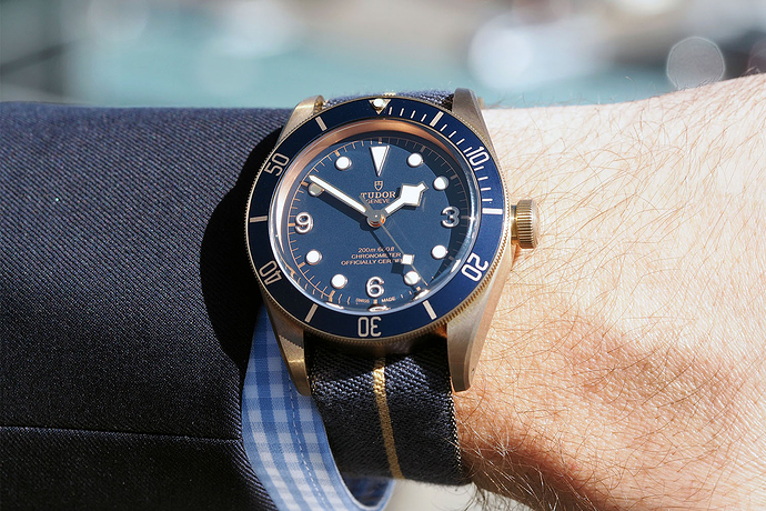Tudor-Heritage-Black-Bronze-Blue-Bucherer-4