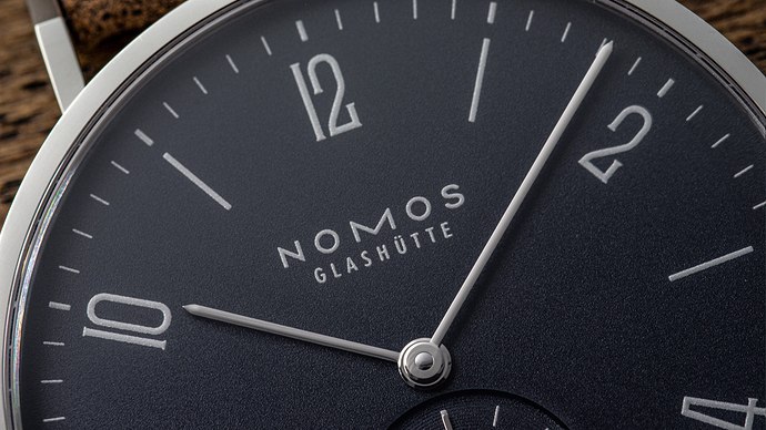 Nomos-Macro-Hands-1200 (2)