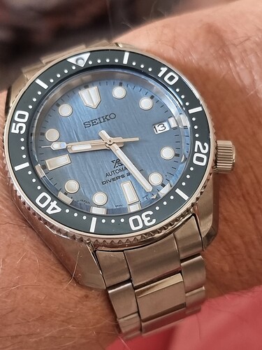 16919115498596243694078332266347