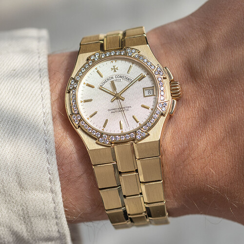 W-1836 Vacheron Constantin Overseas in Yellow Gold_15_1x1