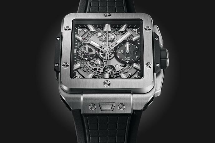 Square-Bang-Unico-Titanium-42-mm-ad-shot