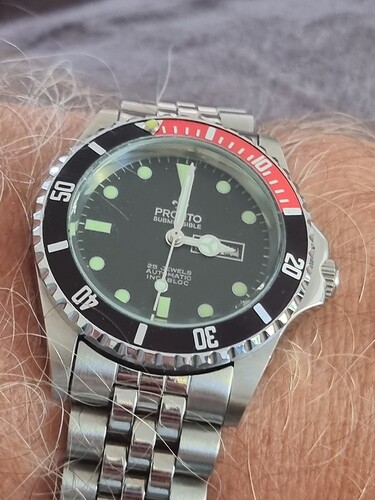16616911686467884112547865383084