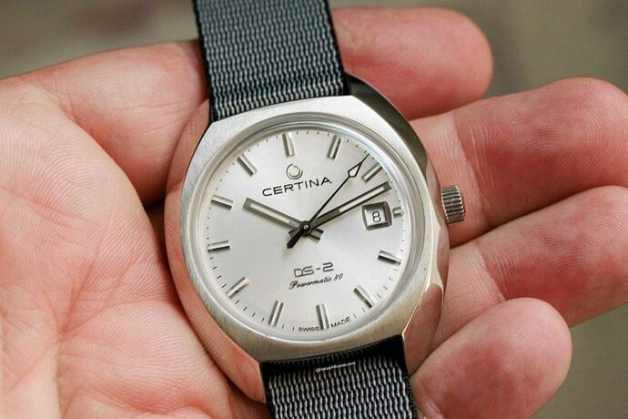Certina-DS-2-Horas-y-Minutos-15-768x512