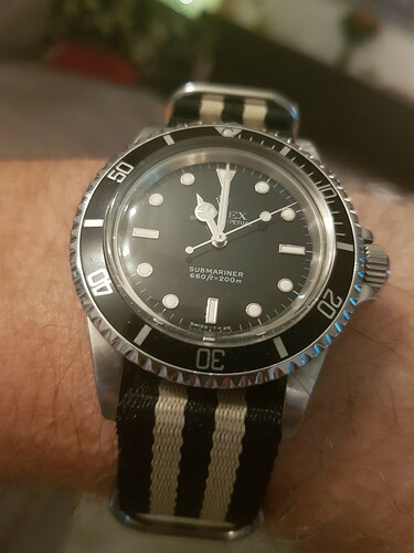 16421975993637440112755911036639