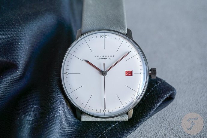 Junghans-Max-Bill-Automatic-100-Jahre-Bauhaus-4-of-5