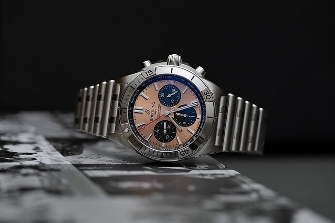 Breitling-new-Chronomat-collection-chronomat-B01-42-in-Steel-04-1600x1067