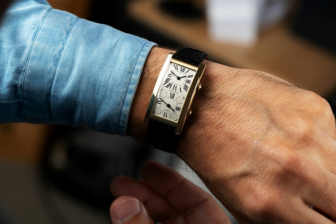 watch-club-cartier-tank-cintree-dual-time-1079-rare-vintage-yellow-gold-year-1990-wb.jpgwbwbwbwb6