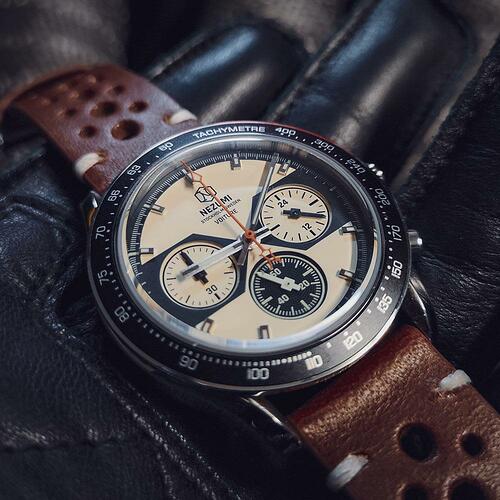 Nezumi-Studios-Watch-VOITURE-REF-VQ2-101-026_1024x1024