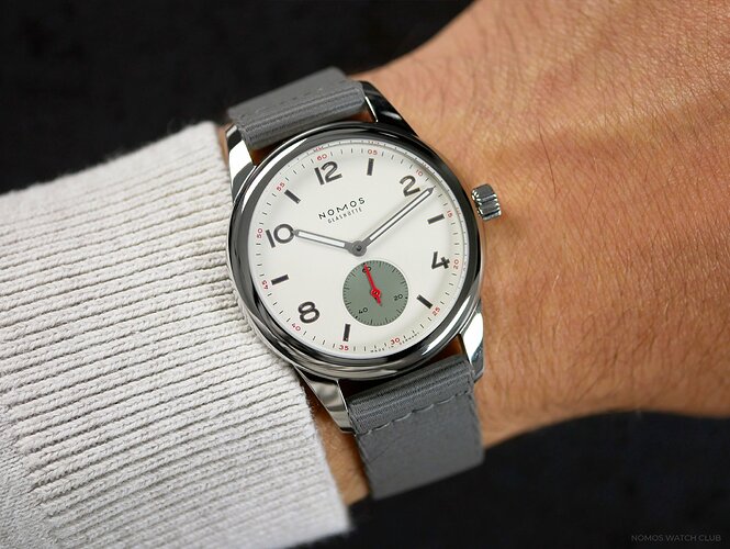 NOMOS Glashütte-Watch Club 36-Wrist shot neu