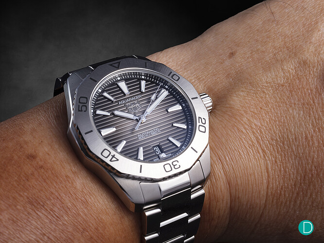 tag-heuer-aquaracer-wrist