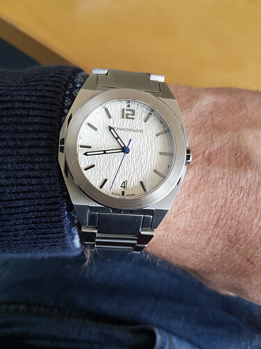 16831897197572769150805931569339