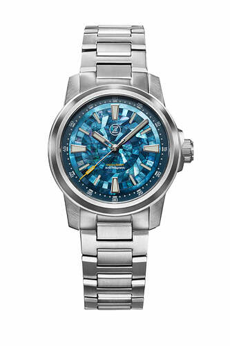 SmallerCaseMOP2023-01-19ZelosAuroraFieldMoonphase_BlueChronograph1403_1000x