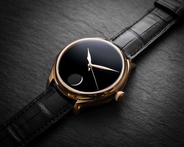 H.-Moser-Cie.-Endeavour-Perpetual-Moon-Concept-Only-Watch-1