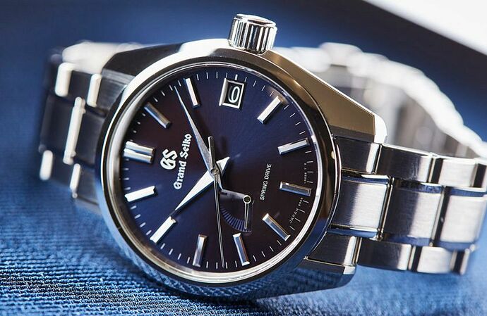 Grand-Seiko-SBGA375-1-845x550