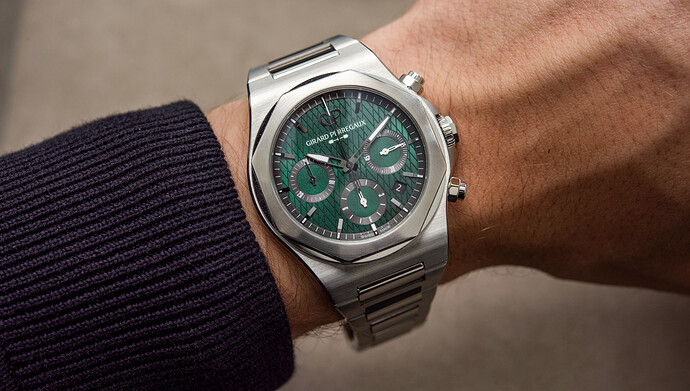 Girard-Perregaux-Laureato-Chronograph-Aston-Martin-Edition-Green-Dial-Watch-8