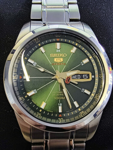watch1 (1)