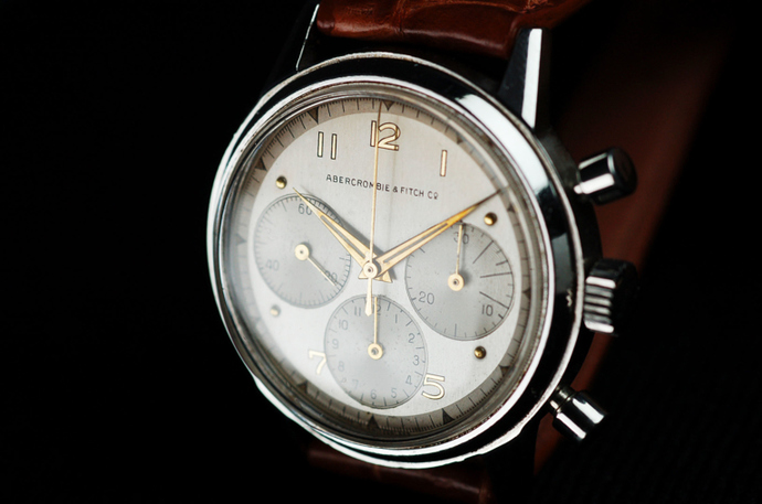 The-vintage-corner-Abercrombie-and-Fitch-1950s-Tri-Compax-Chronograph-2-768x509