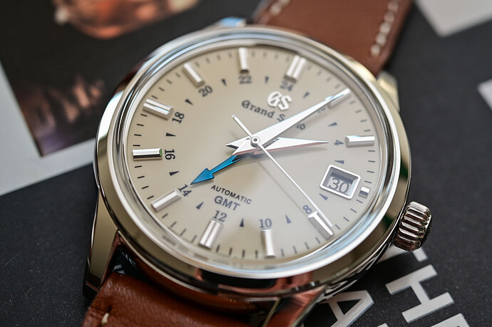 Grand-Seiko-Elegance-GMT-SBGM221-review-30