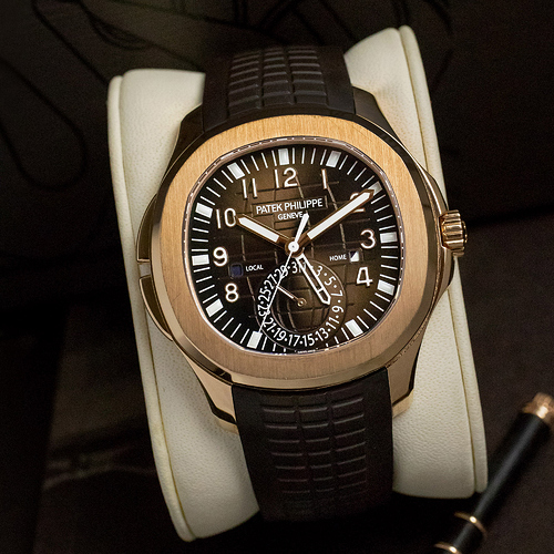 AVW-Patek-Philippe-Aquanaut-5164R-7-extra-1