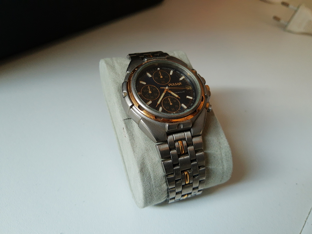 Pulsar v657 kringloop vondst - Vragen over echtheid, type, waarde etc -  Horlogeforum.nl - het forum voor liefhebbers van horloges