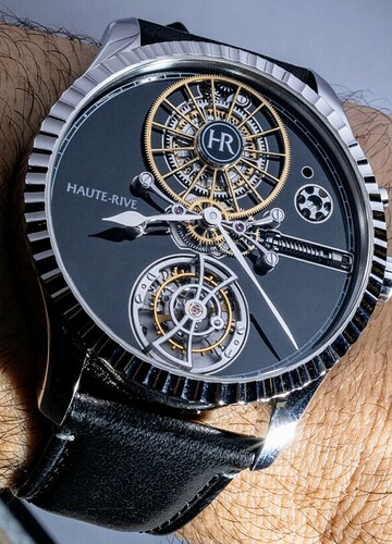 Haute-Rive-Honoris-I-1000-hour-power-reserve-watches-14-1140x930~2