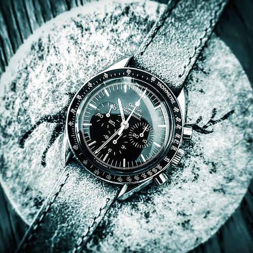 8169D52B-FBE8-4AFF-83BA-FDADA538FBD0