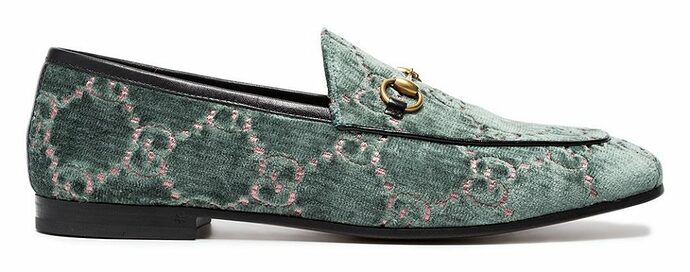 gucci-jordaan-logo-embroidered-loafers-schoenen-Pure-Luxe-2-1024x404