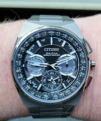 Citizen Satellite Wave F900 GPS Titanium