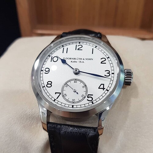 Dornblüth-Sohn-Medium-99.1-Silver-Dial-2