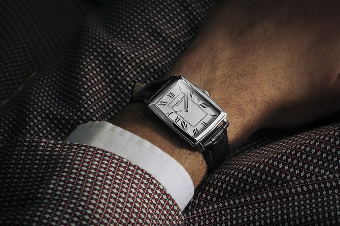 TOCCATA_5425-STC-00300_LIFESTYLE_RW_01