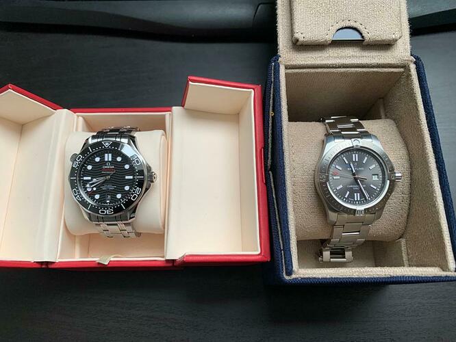 Omega en Breitling