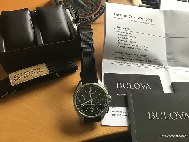 bulova moon watch 96b251