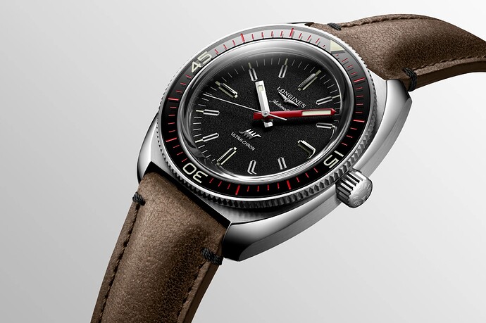longines-ultra-chron-l2-836-4-52-2-detailed-view-3000x2000-102-1686568606