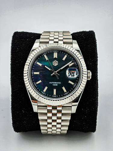 1Watch (1 of 1)